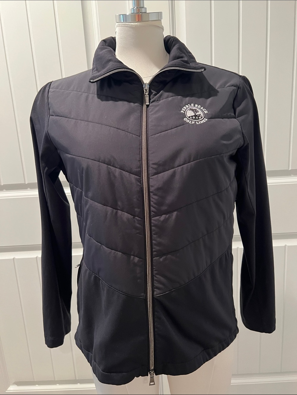 Women's Black Pebble Beach Quilted Full-Zip Puffer Jacket